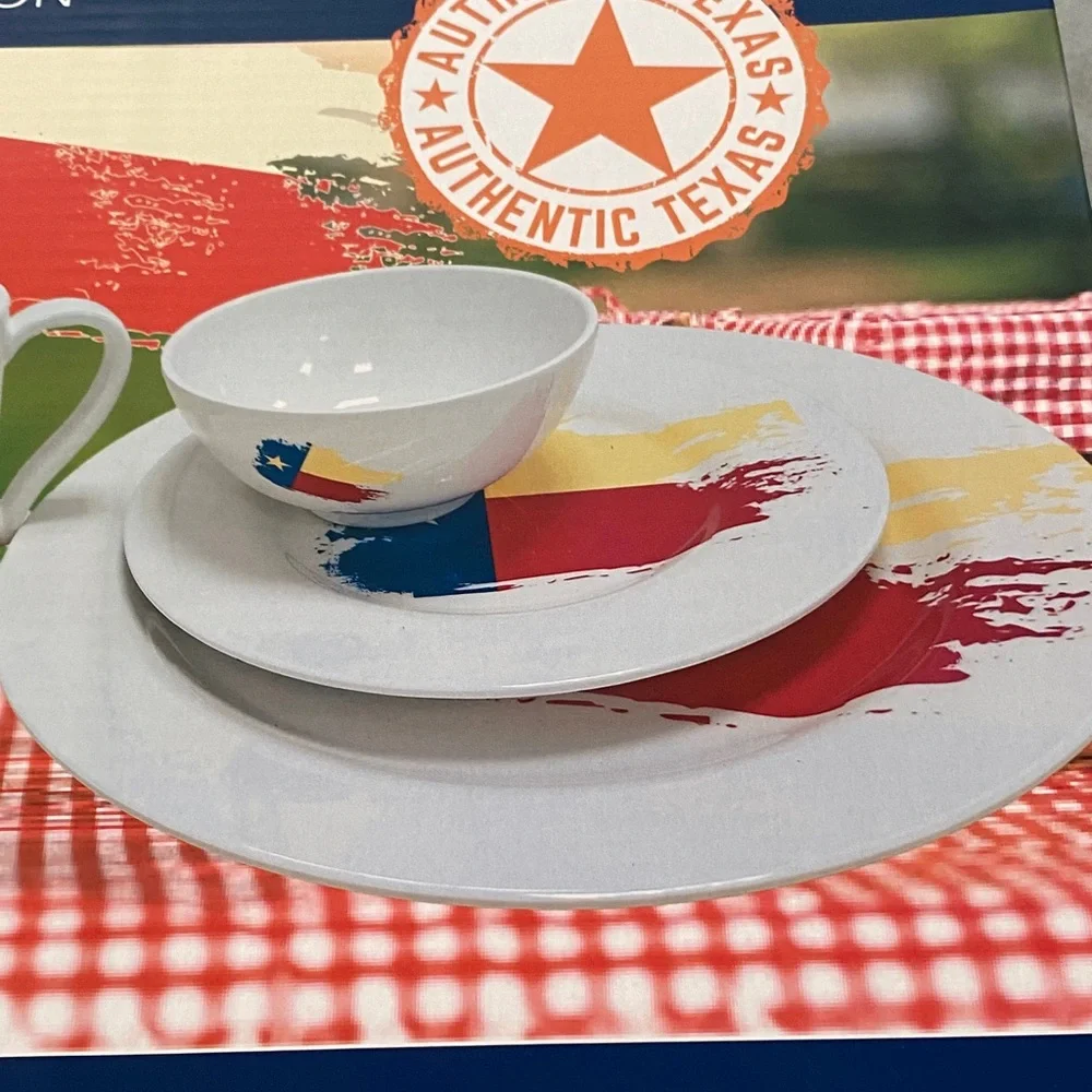 4pc Dinner Set - Red, Blue, Yellow